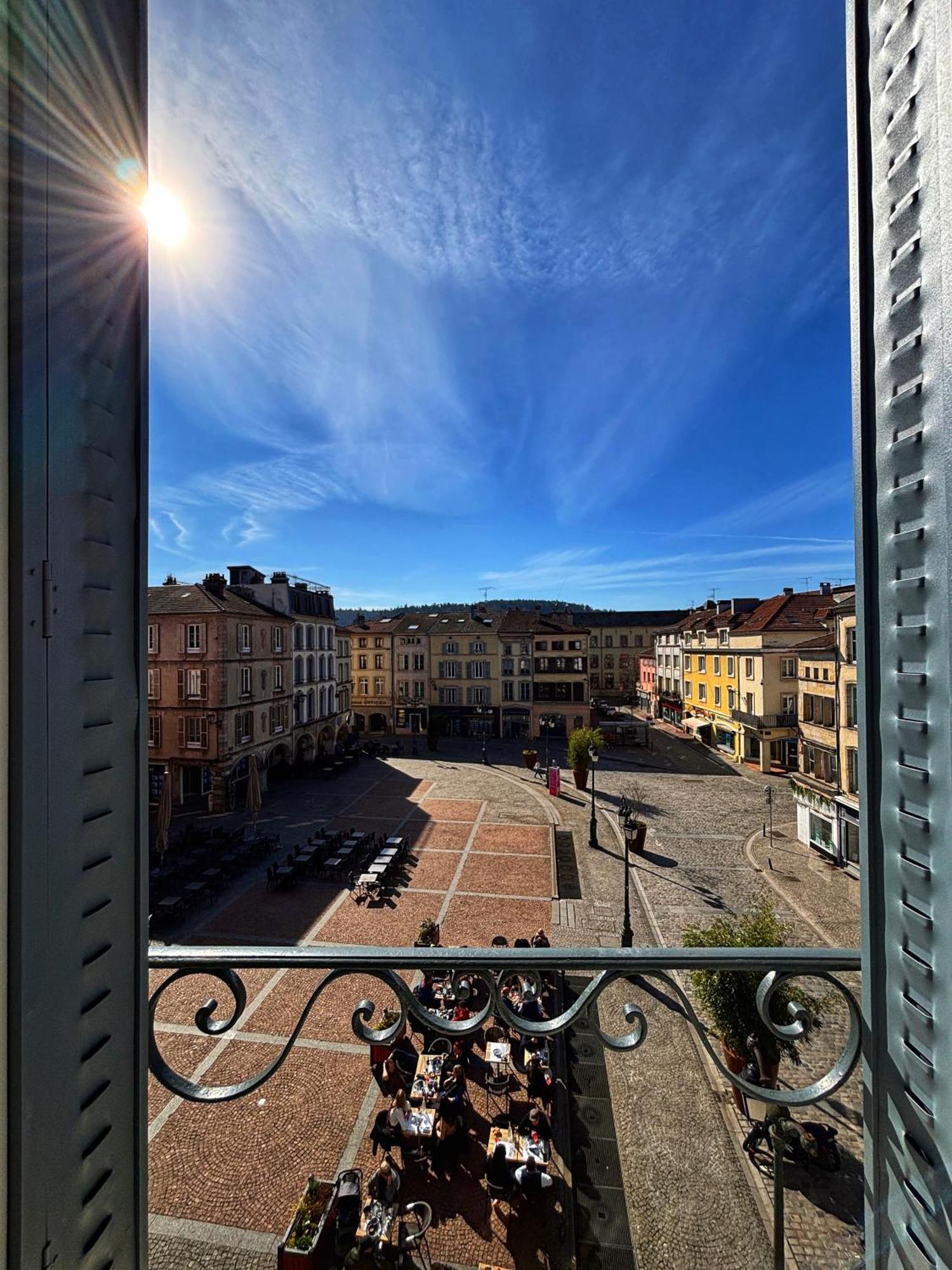 Bella Vita Épinal Buitenkant foto